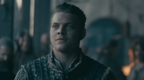 No Spoilers] Ivar the Boneless.🔥🔥🔥 share what first comes in